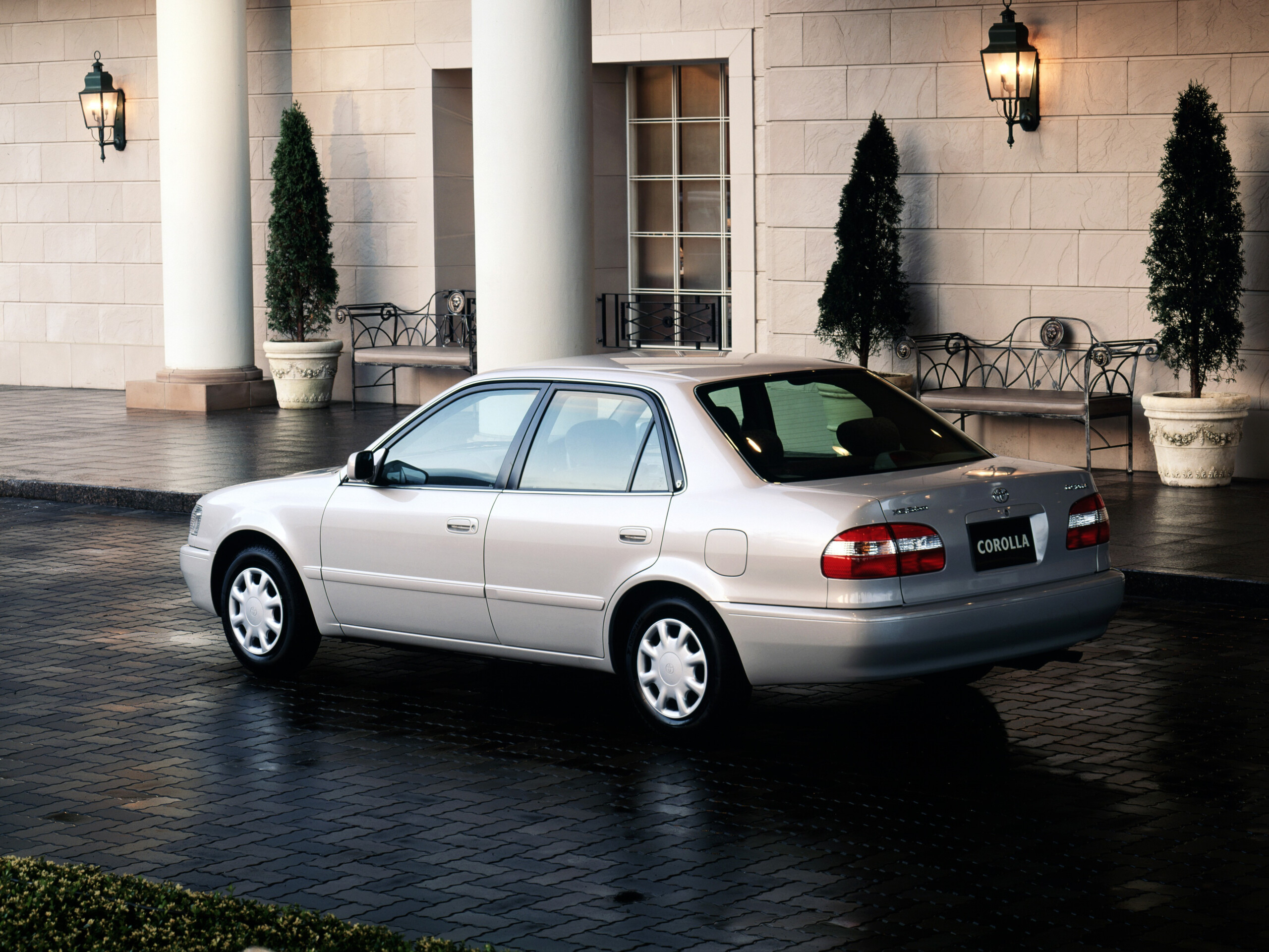 TOYOTA Corolla Sedan Specs Photos 1997 1998 1999 2000 