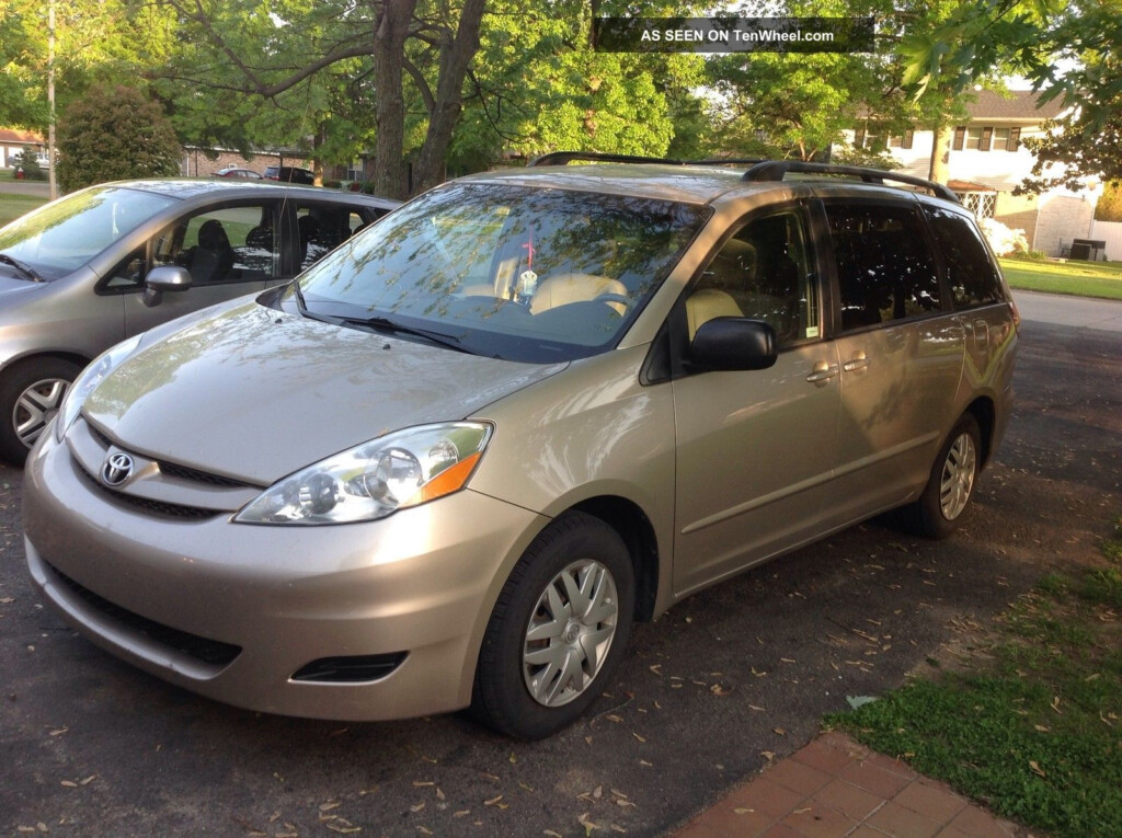 2008 Toyota Sienna Le Mini Passenger Van 5 Door 3 5l